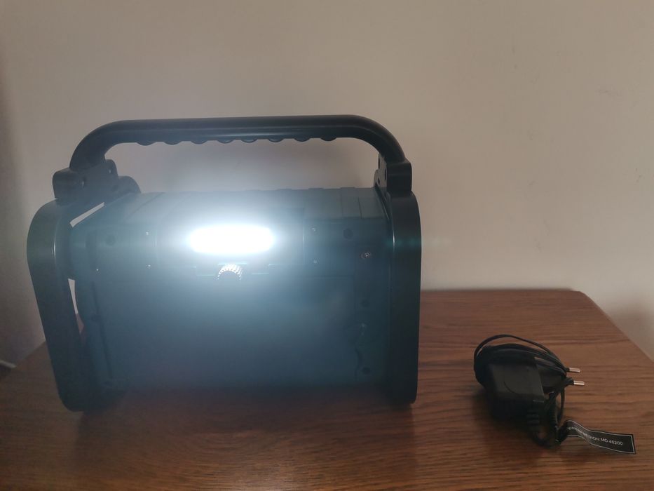 Medion radio bluetooth lanterna ceas