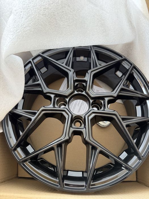 Диски R15, новые!