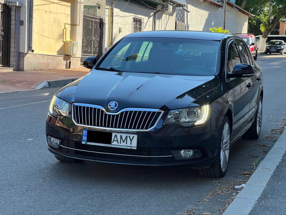 Skoda Superb Business 2.0 TDI - 140cp DSG 2015 LED BiXenon Memorii