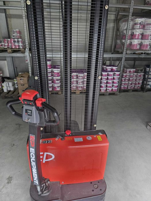 Transpalet electric