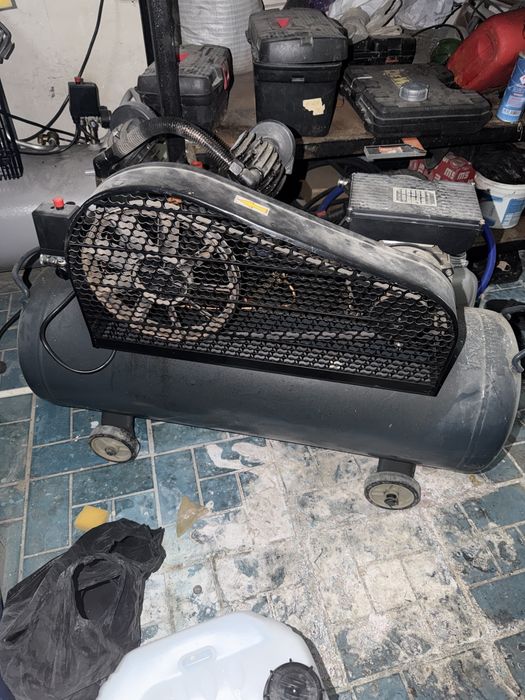 Продам компрессор