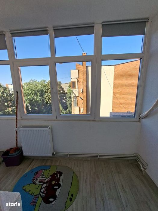 Apartament trei camere, et. 3/4, C-tin Brâncuși-Curtea de Apel
