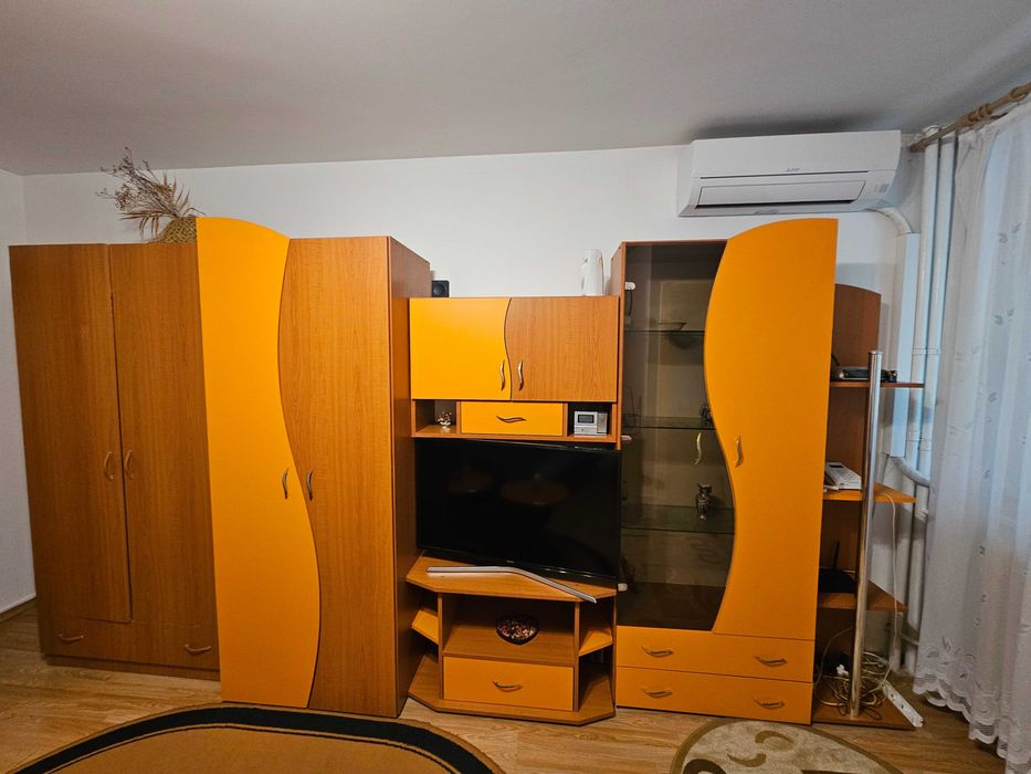Garsoniera de inchiriat