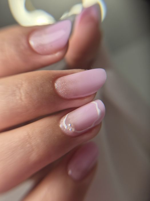 Manichiura pedichiura unghii cu gel