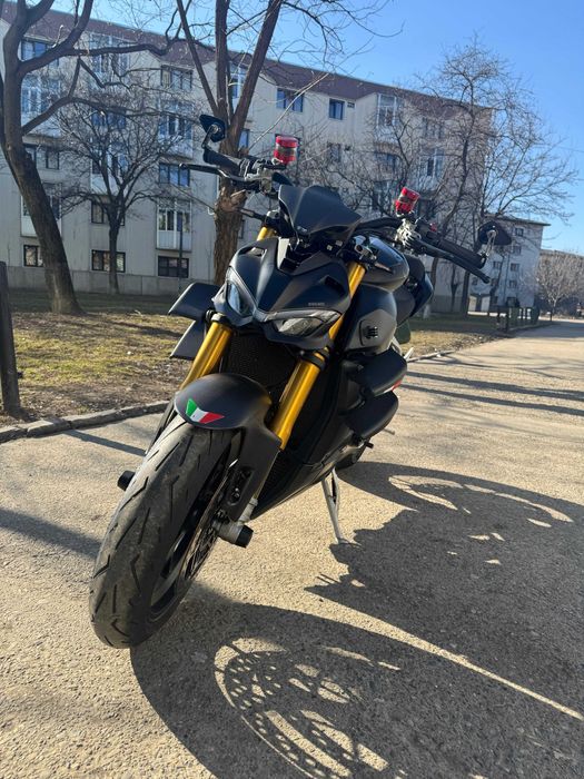 Ducati Streetfighter v4s 2021 Full Carbon Akrapovič  Stare impecabilă.