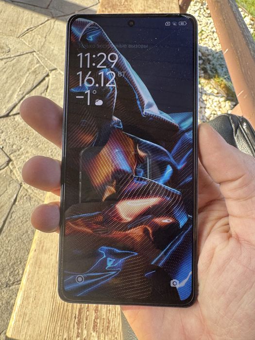 Продам Poco X5 pro