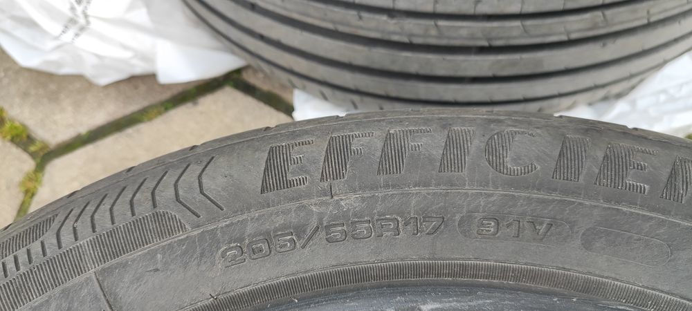 Летни гуми 205 55 17 Good year