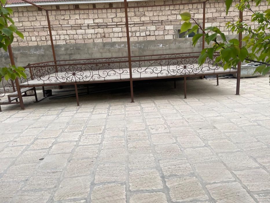 Үлкен тапчан сатылады*