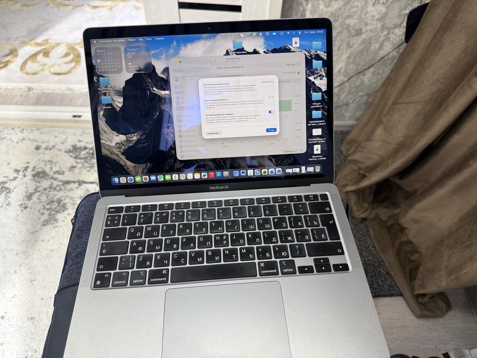 Продаю Apple Macbook Air m1 8/256 в отличном техническом состоянии