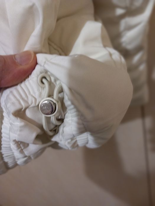 Бяло ватирано дамско яке М размер