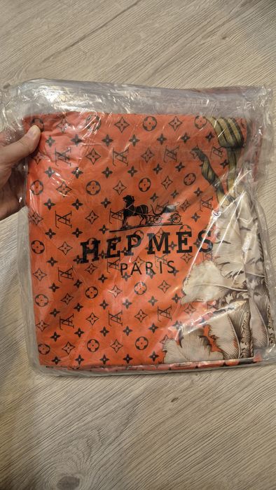 Платки Hermes Parisв упаковке