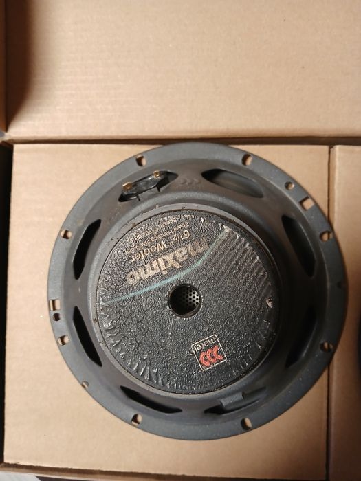 Продавам говорирели