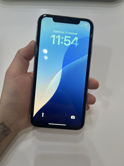Продам Iphone 11