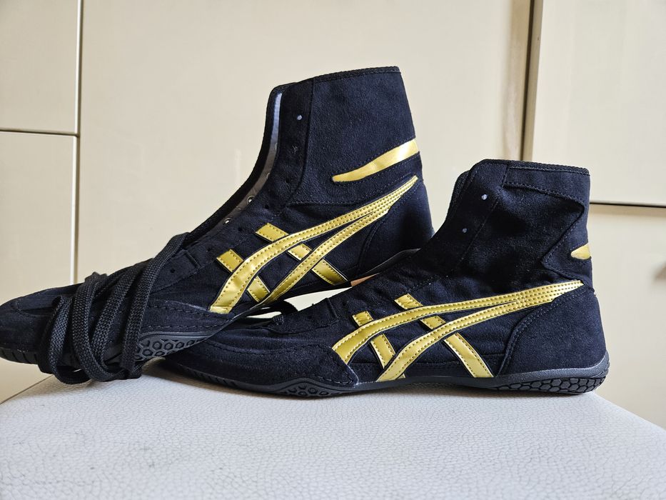 Японски борцовки Asics нови, 3 модела, големи размери