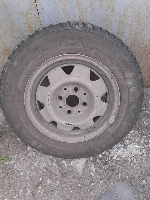 продам Rosava R14 шипы + диски