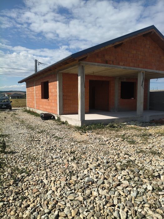 Casă – Oșorhei, Alparea - Mai multe
