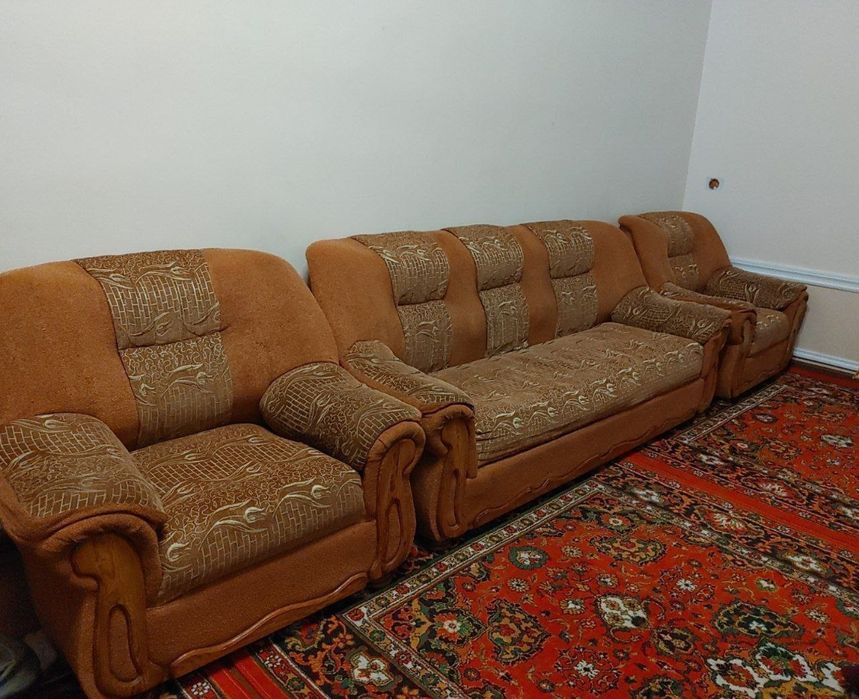 Диван ва 2 та кресло