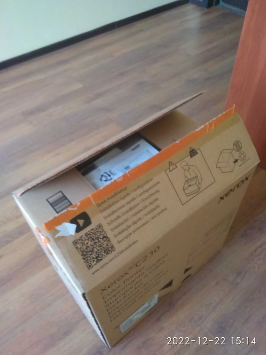 Цветной принтер Xerox C 230