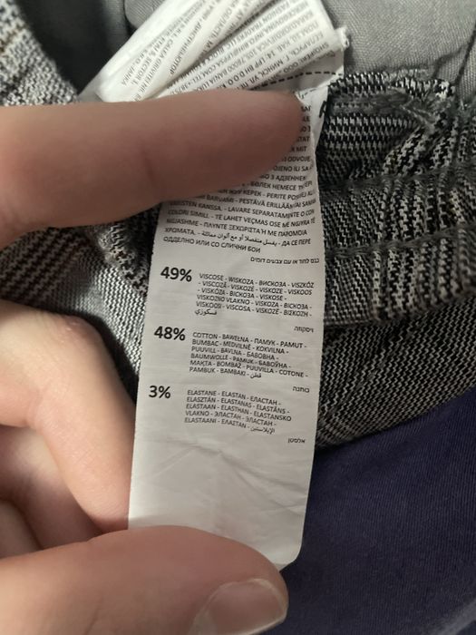 Pantaloni Reserved noi