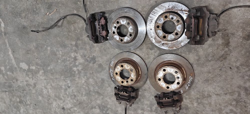 Disc discuri etrier plăcuțe față spate sistem frânare 2.0 bmw seria 1 f20 f21 2018