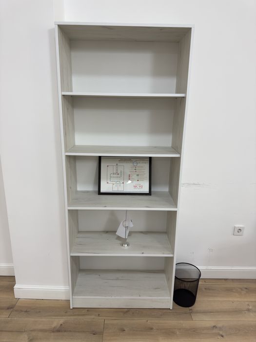 Продаю срочно офисную мебель