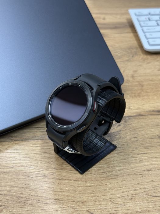 Смарт часы Samsung Galaxy Watch 4 Classic