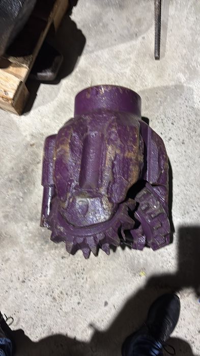 Сондажно триролково длето 393мм