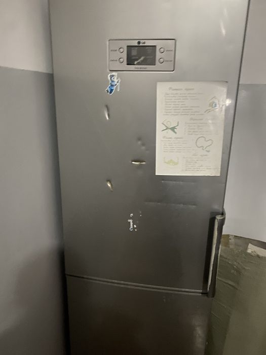 Холодильник ! 10.000тг