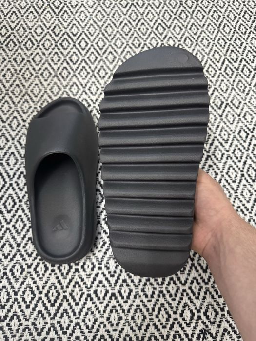 Yeezy Slide Black