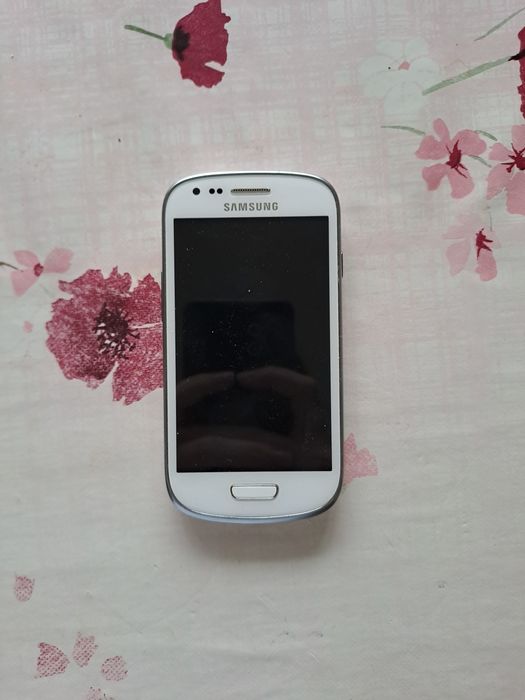 Samsung Galaxy S3 mini (GT-I8190)