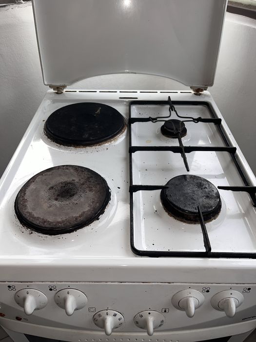 Фурна с котлони Gorenje