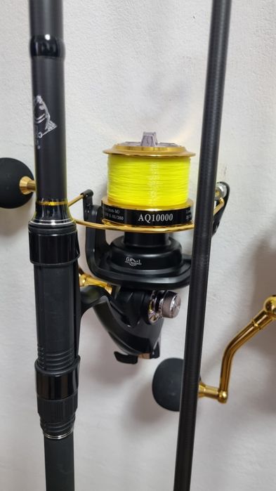 Set 3 Lansete Crap FL VIPER 3.90m 3.5 LBS + 3 Mulinete AQUASITE 10000
