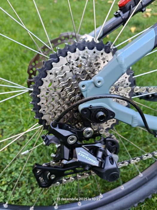 Vând bicicleta electrica Bergamont