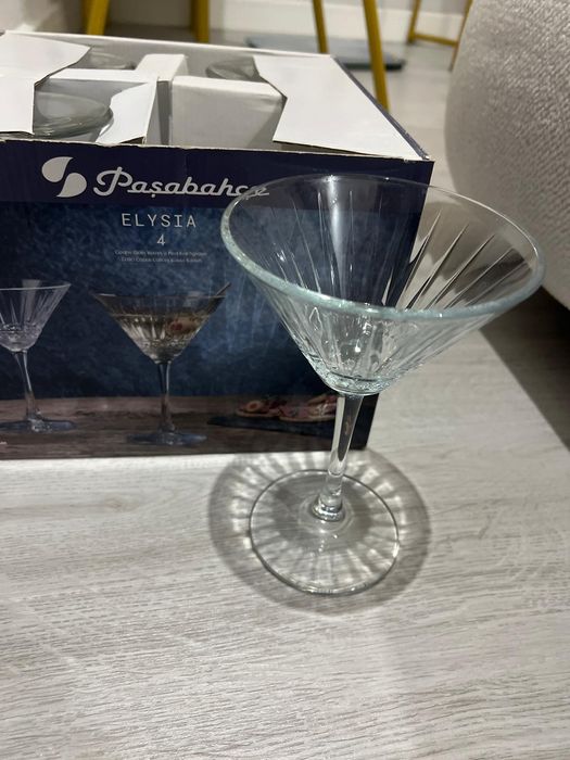 Pahare/cesti/linguri/furculite