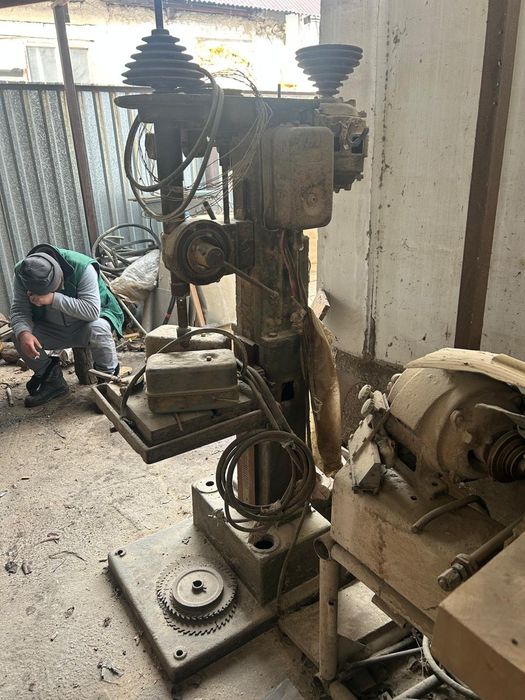 Продам вертикально-сверлильный станок.