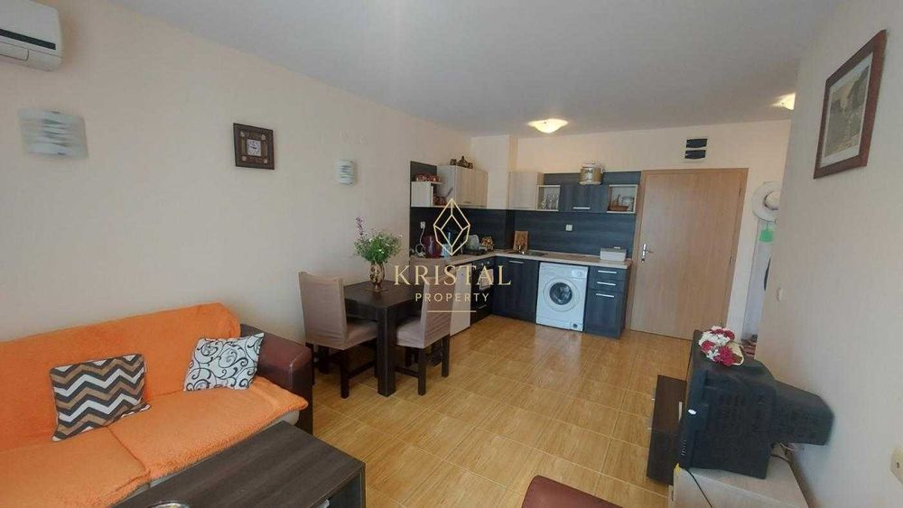 Продава се Двустаен апартамент в Свети Влас - 67 кв.м за 1292 €/кв.м - Снимка #1