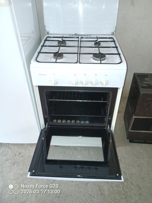 Gaz plitasi sotiladi