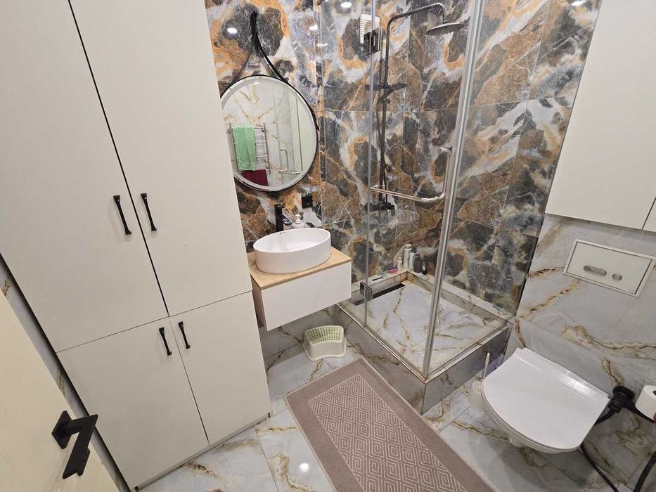 Продам 3ком. квартиру Ауэзова 64\4