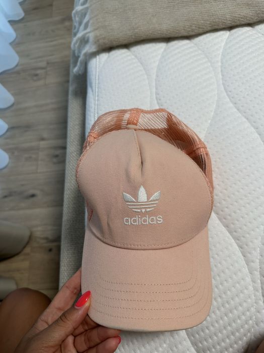 Оригинална шапка Adidas