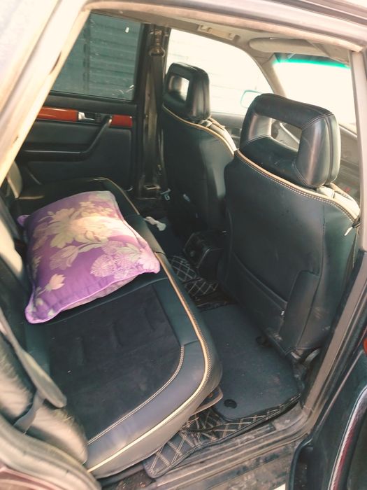 Продам ауди 100 с4 дизель, торг есть