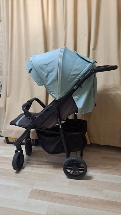 Б.У. Коляска прогулочная Rant Vega