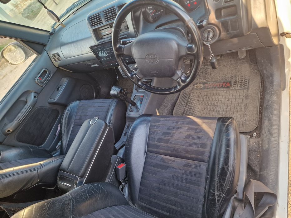 Продам rav4 1997