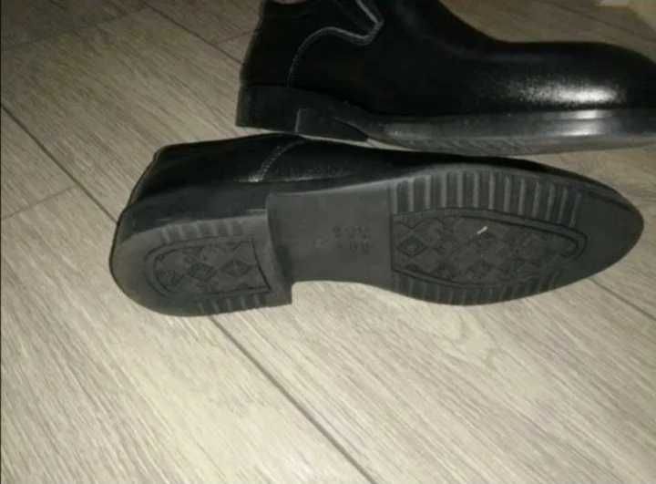 Продам мужскую обувь
