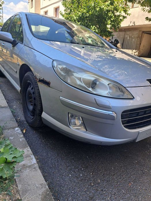 Автомобил на части