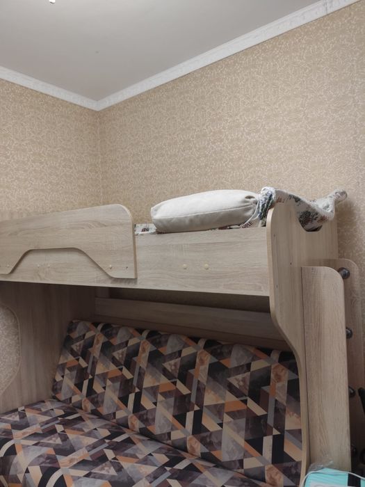 Кровать двухярусная