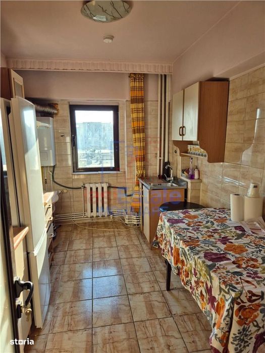 Pacurari - Apartament cu 3 camere 78 mp decomandat 2 bai