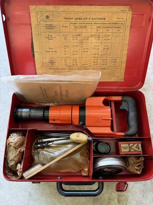 Монтажный пистолет