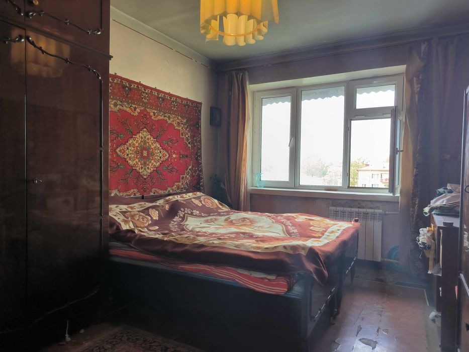 Продается 3 ком квартира Risoviy bozor oldida 3 xona kvartira sotiladi