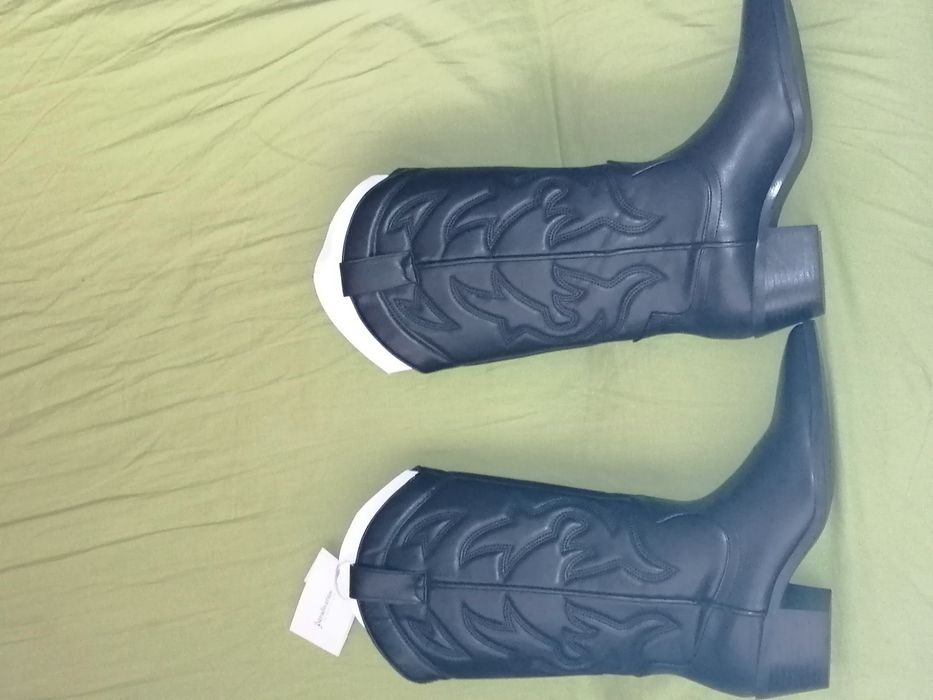 Чисто нови ботуши Stradivarius 38