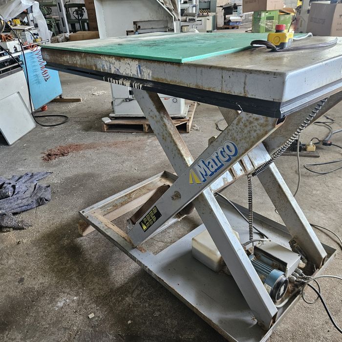 хидравлична рампа дължина 1000мм.ширина 800мм.височина 1150мм.